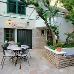 Villa Ivona